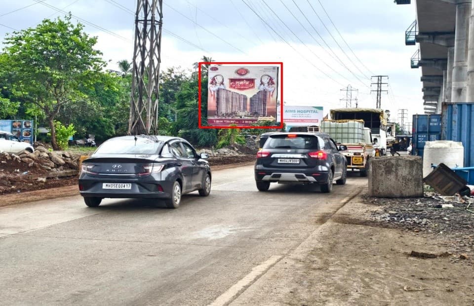 MediaWisse outdoor hoarding at Near Regency Estate Venkatesh Petrol Pump Facing Vashi: MediaWisse-operated board at Near Regency Estate Venkatesh Petrol Pump in Kalyan-Shil Road, facing Vashi (photo 1)