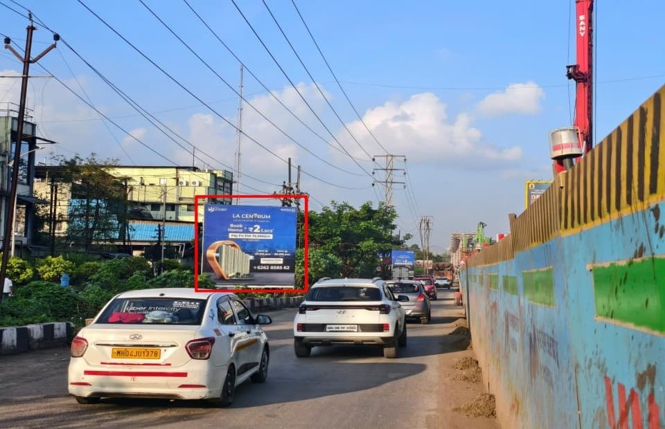 MediaWisse outdoor hoarding at Opposite Classik Hotel Facing Vashi Towards Kalyan: MediaWisse-operated board at Opposite Classik Hotel in Kalyan-Shil Road, facing Vashi Towards Kalyan (photo 1)