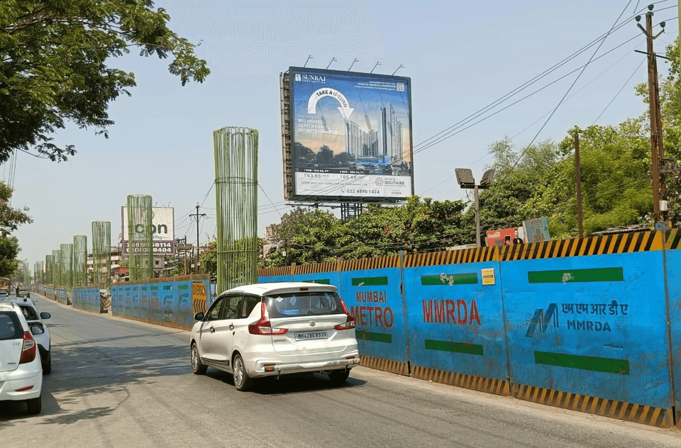 MediaWisse outdoor hoarding at Sunraj Estate Near Tata Power Facing Vashi: MediaWisse-operated board at Sunraj Estate Near Tata Power in Kalyan-Shil Road, facing Vashi (photo 3)