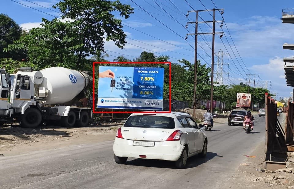 MediaWisse outdoor hoarding at Vicco Naka Near Regency Anantam Entrance Dombivli East - Location 2: MediaWisse-operated board at Vicco Naka Near Regency Anantam Entrance Dombivli East - Location 2 along the Kalyan-Shil Road corridor (photo 1)